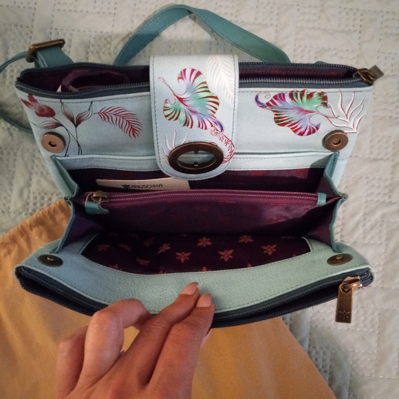 NWT Hand painted Anuschka leather crossbody - Picture 4 of 6